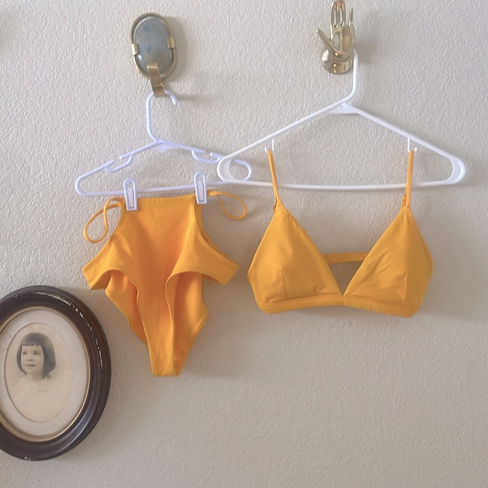 STRANGEbikinis 2 piece swimsuit *size small/mango* high rise bottoms
